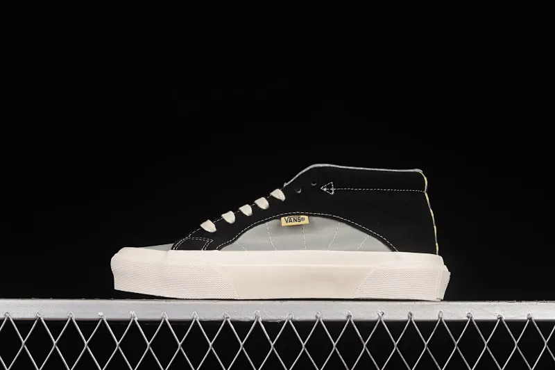All categories Vans Vans series Vans Mid Vans China Vans Th Snake Trail Lx joint model China casual sneakers VN0A4UWR26M